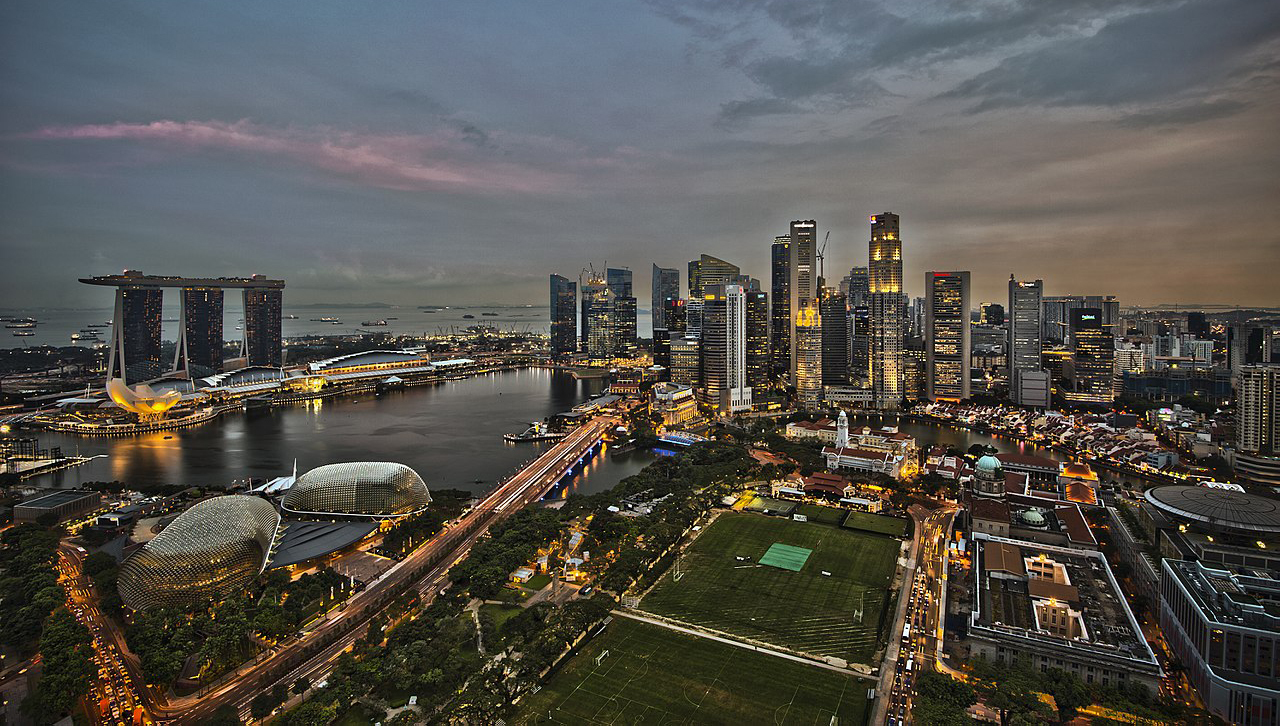1280Px 1 Singapore City Skyline Dusk Panorama 2011 3