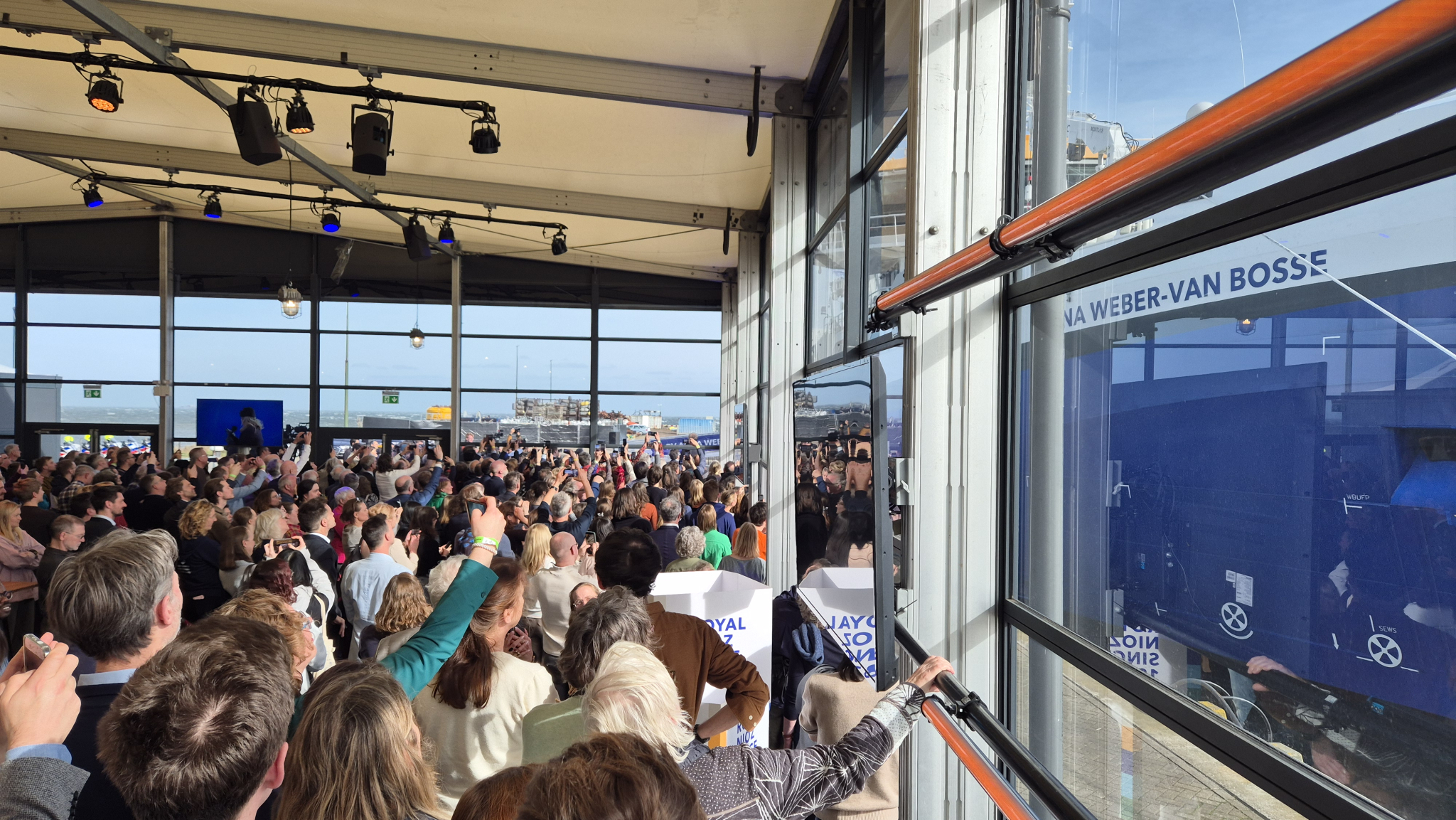 New NIOZ research vessel christening