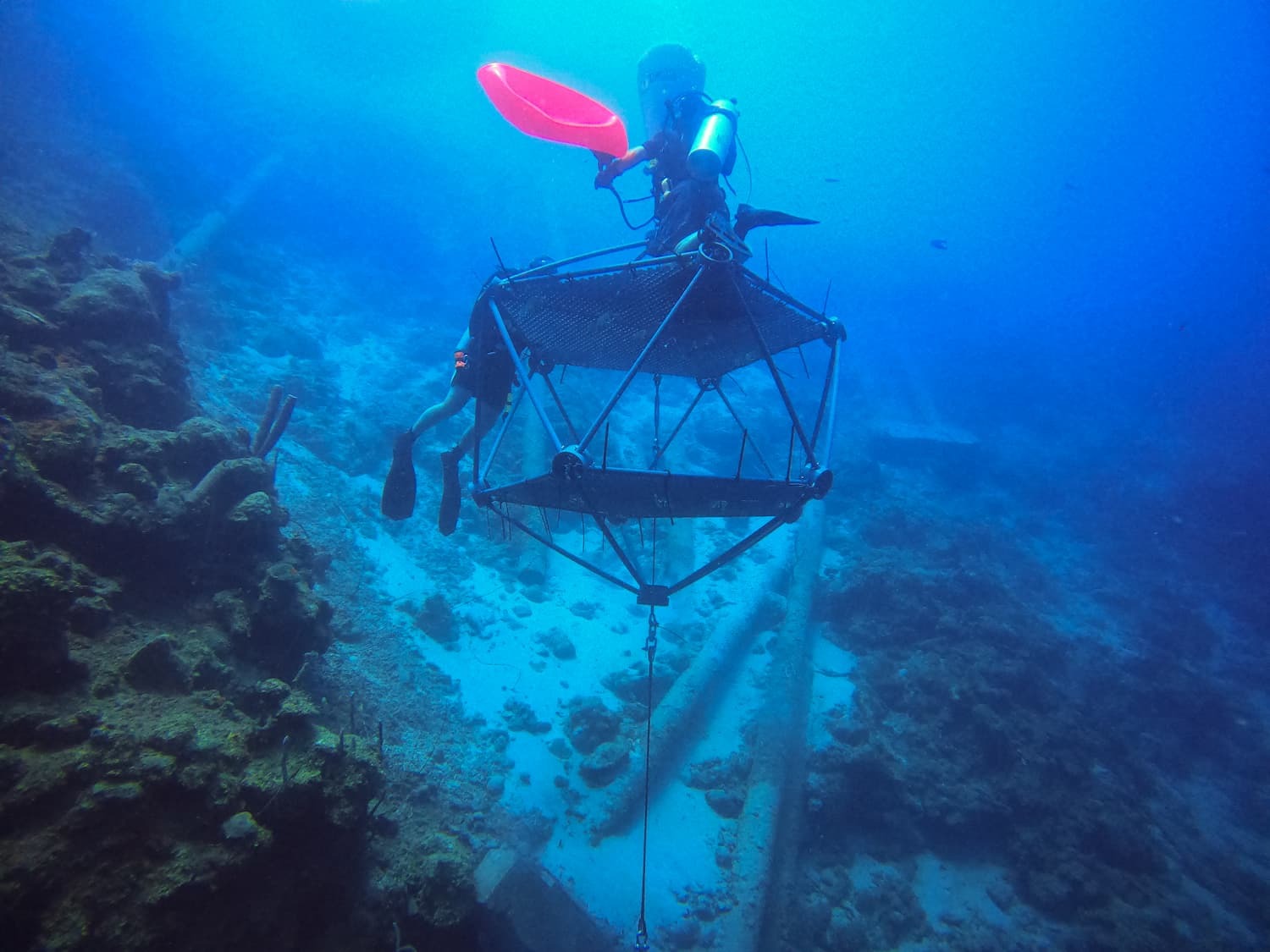 Nortek instrument under the water