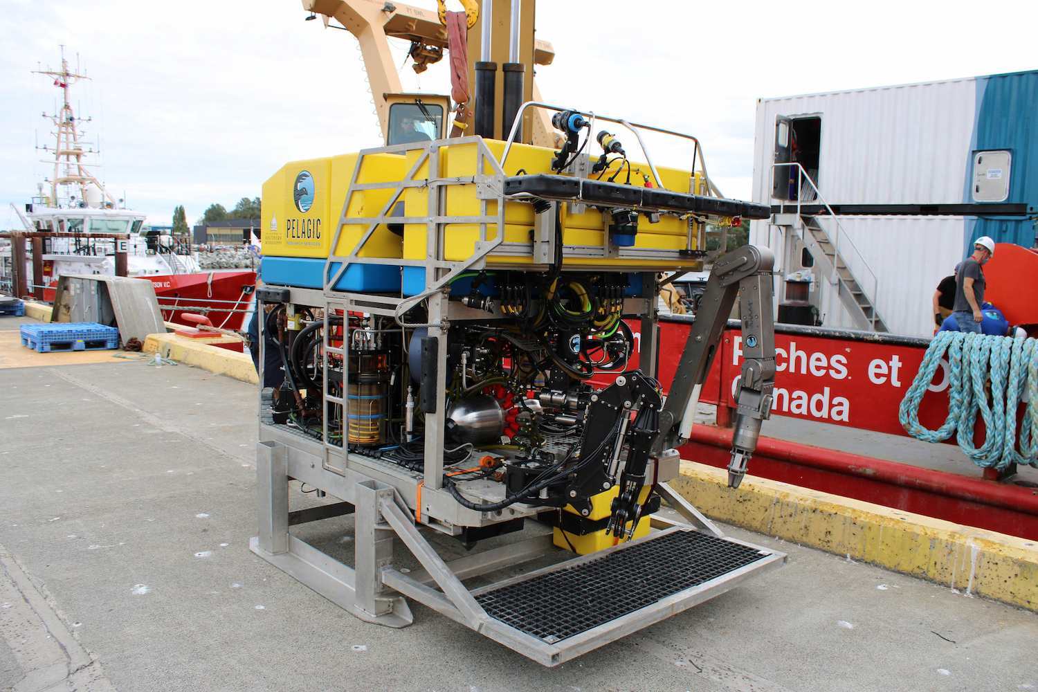 Sea robot equipped with Nortek instruments