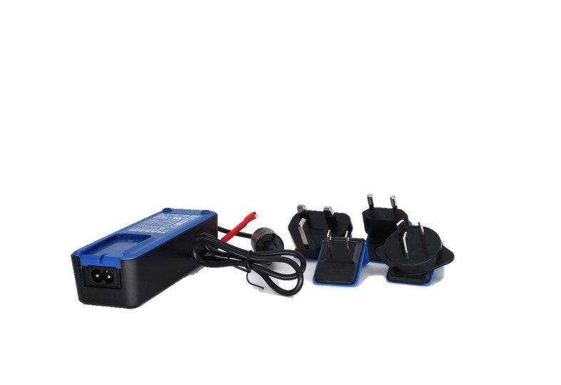 Li ion battery charger